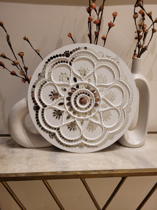 Lippan Art – Royal Circle of Reflection