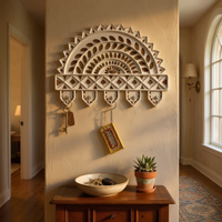 Lippan Keychain Holder – Handcrafted Wall Decor (White)