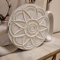 Lippan Art – White Lotus Star